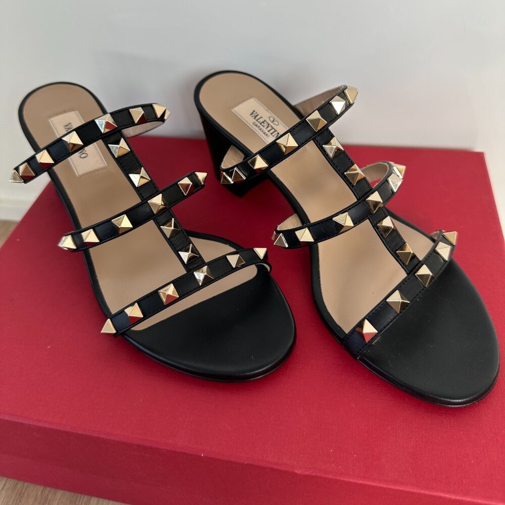 Valentino Rockstud Caged 60 Leather Sandals